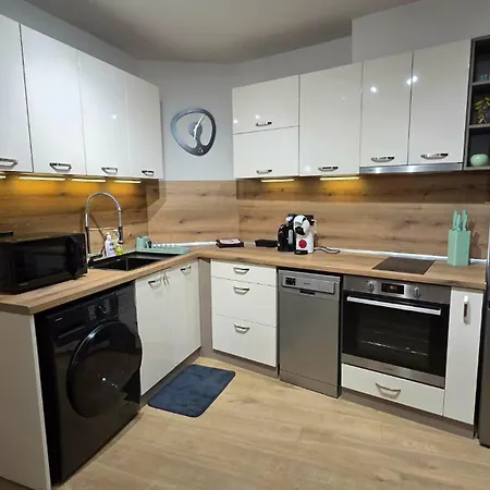 Atelier Pepi Apartment *